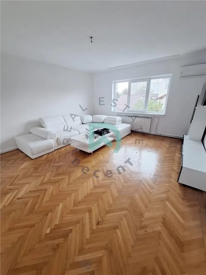 Apartament 3 camere spatios, etaj 1, zona Grivitei, cu garaj, beci si terasa - foto 1