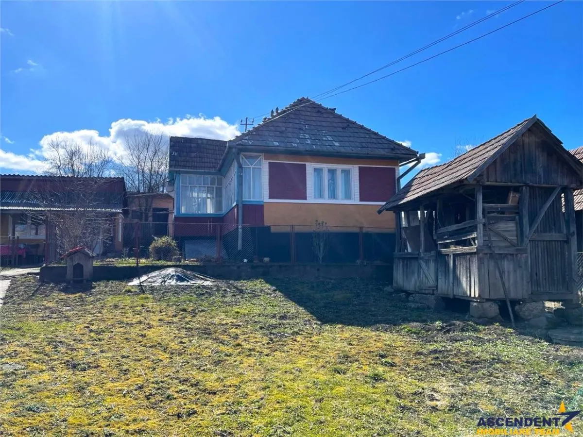 Tur 3D! Casa traditionala+ domeniu de 4.300 mp,livada,anexe:refugiu apreciabil Craiesti, la 28 km de Targu Mures. - foto 11