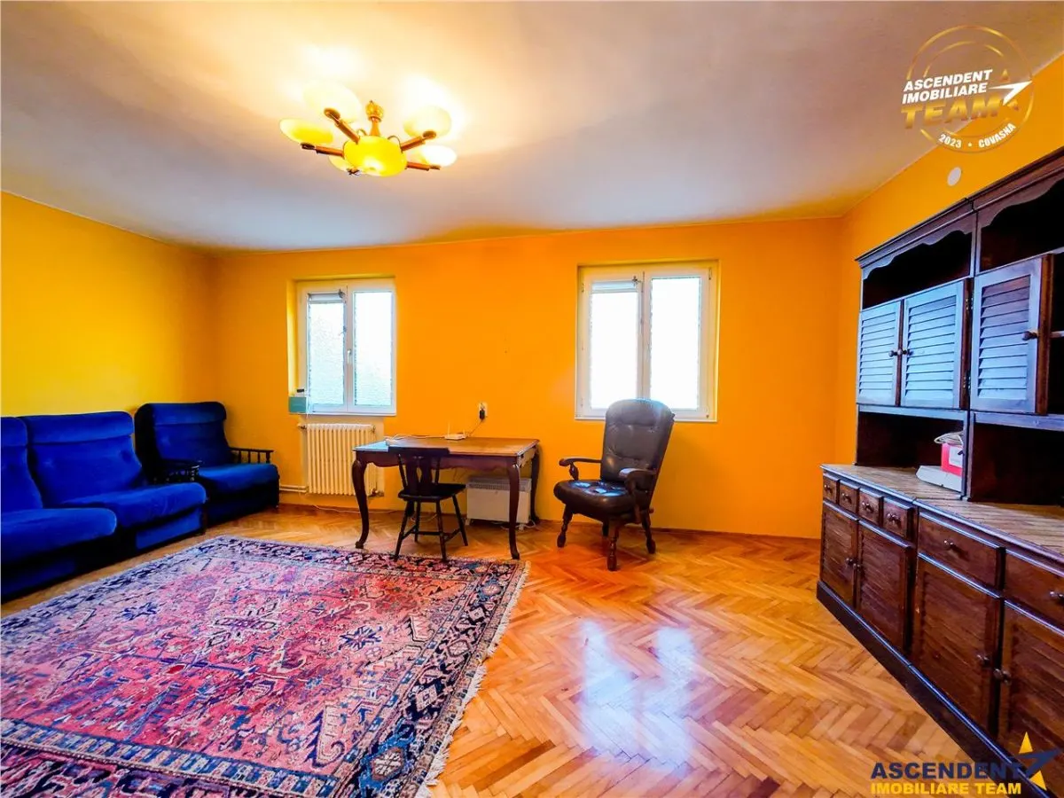 FILM!Areal apreciabil,casa+domeniu de 3.500mp,Sancraiu,vecin Sfantu Gheorghe si de Brasov - foto 2