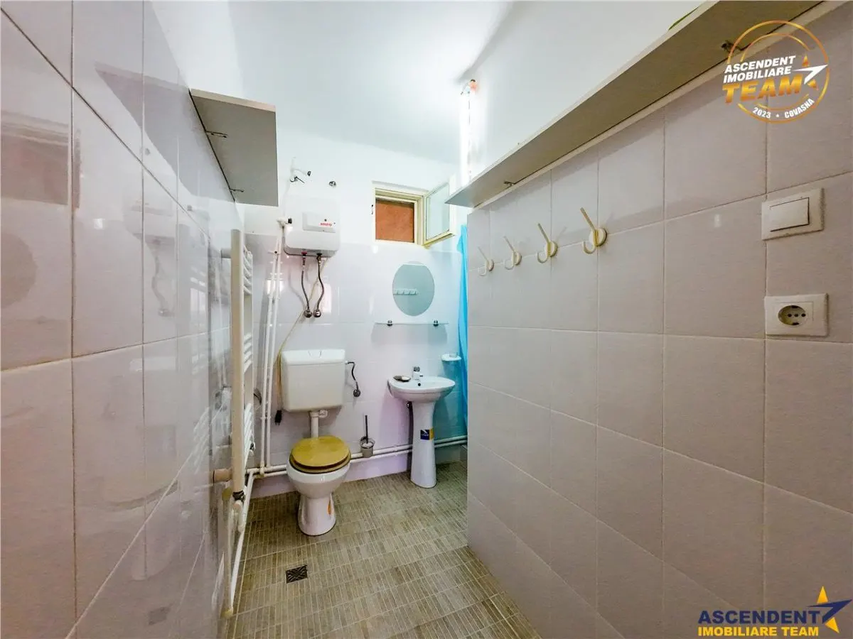 FILM!Areal apreciabil,casa+domeniu de 3.500mp,Sancraiu,vecin Sfantu Gheorghe si de Brasov - foto 24