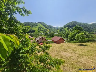 Deschidere spre crestele alpine+ documentatie turistica,4.400 mp de inspiratie naturala - foto 2
