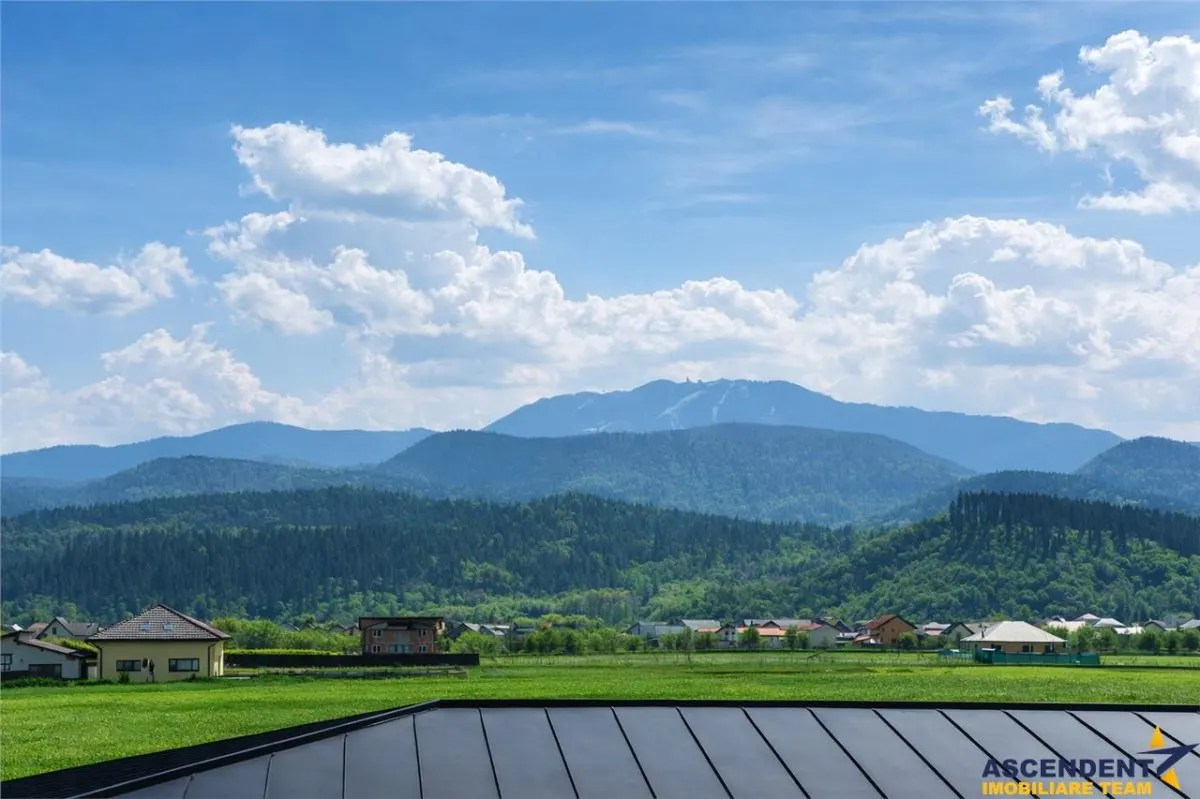 Vila deosebita, cu peisaj apreciabil, Cristian, Brasov. - foto 1