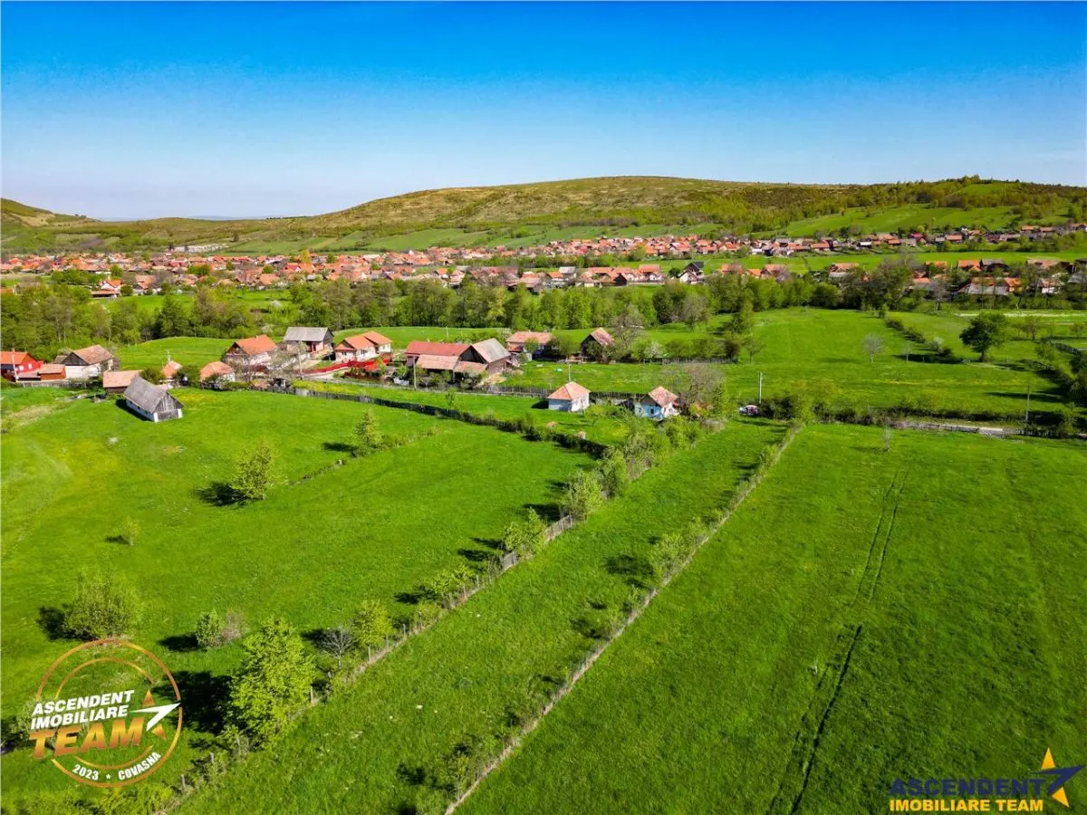 FILM! 2.063 mp de refugiu natural in localitatea Zagon, Covasna - foto 1