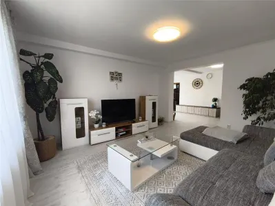 Casa Cristesti Teren 720 mp La Principala - foto 3