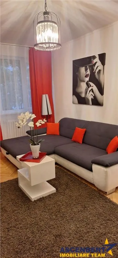 Decomandat, 3 camere, aria UMF, Cornisa, Targu Mures. - foto 1