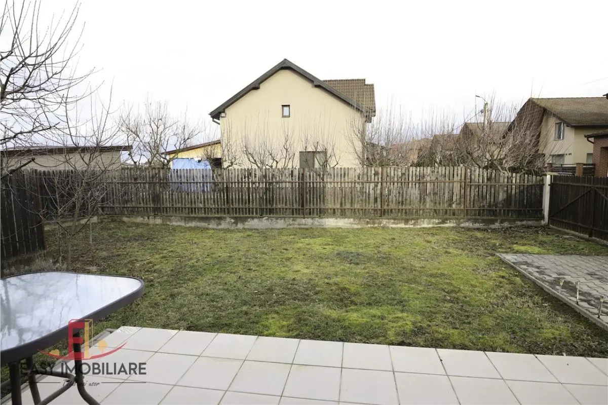 Casa individuala Unirii, 2 dormitoare, 2 bai, 80 mp, zona linistita. - foto 2