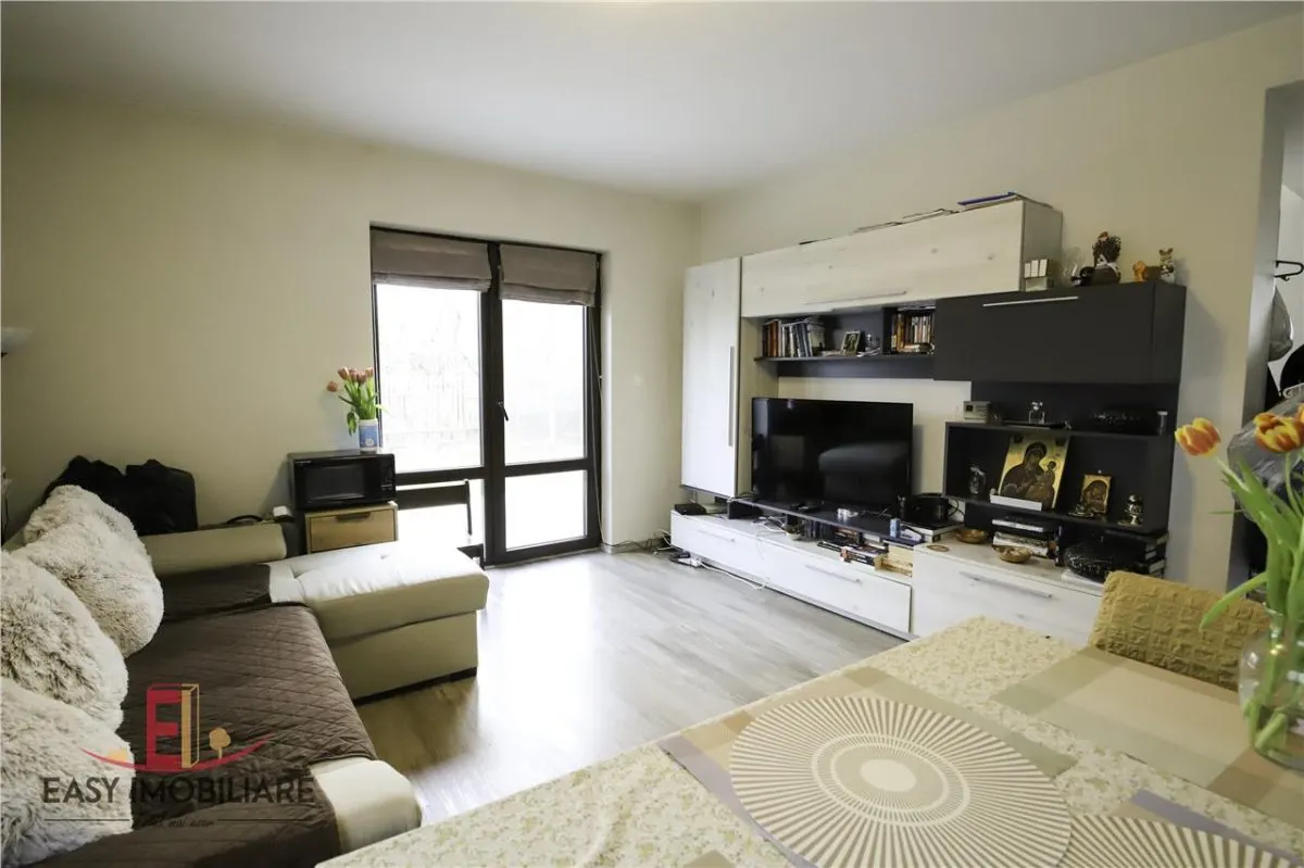 Casa individuala Unirii, 2 dormitoare, 2 bai, 80 mp, zona linistita. - foto 3
