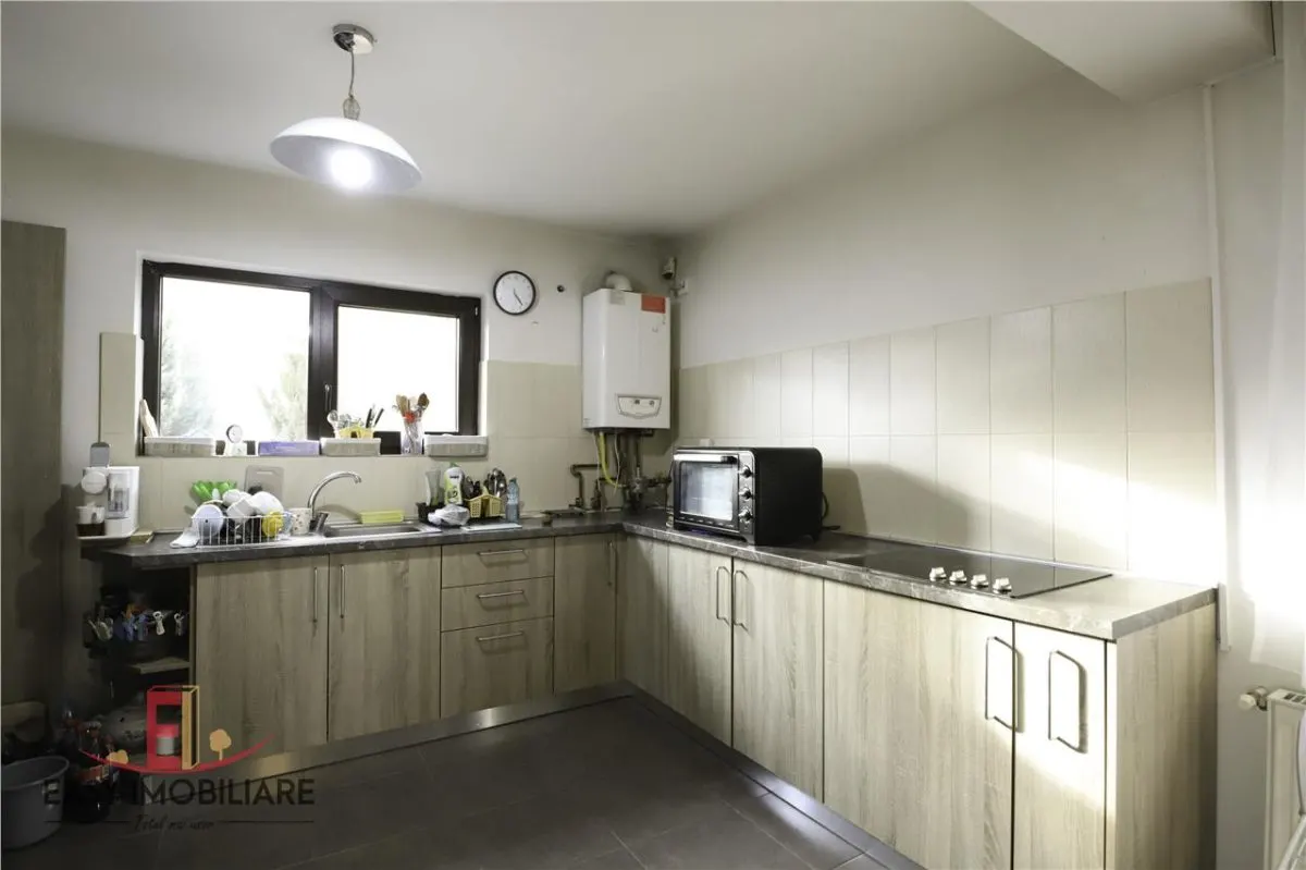 Casa individuala Unirii, 2 dormitoare, 2 bai, 80 mp, zona linistita. - foto 5