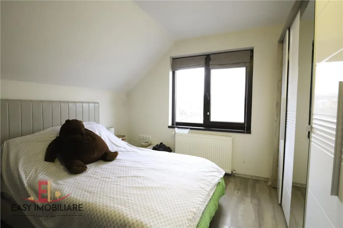 Casa individuala Unirii, 2 dormitoare, 2 bai, 80 mp, zona linistita. - foto 6