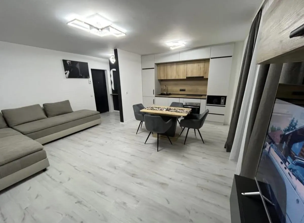 Apartament 2 Camere Complex Rezidential Prima Inchiriere Loc de Parcare Inclus - foto 1