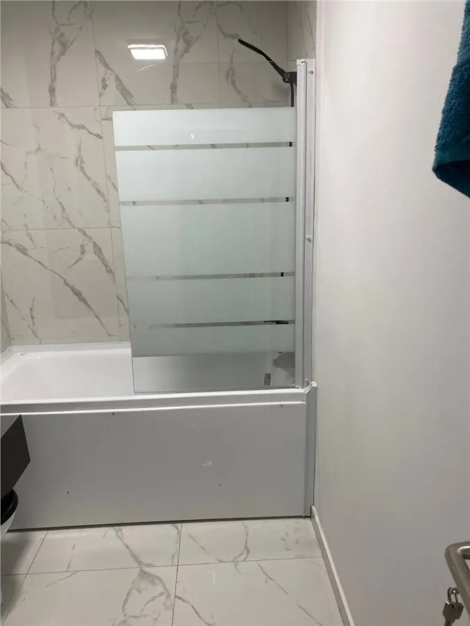 Apartament 2 Camere Complex Rezidential Prima Inchiriere Loc de Parcare Inclus - foto 7