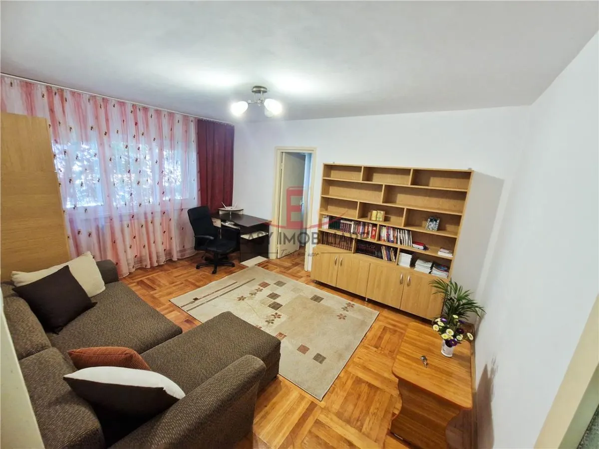 Apartament 2 camere, UMF, Cornisa, etaj 2, bloc izolat, Tagu Mures - foto 1