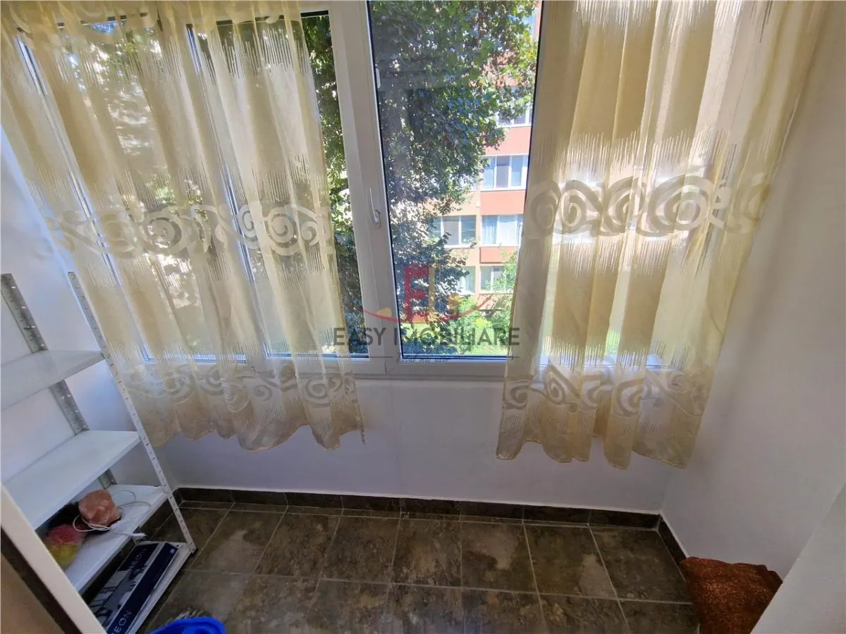 Apartament 2 camere, UMF, Cornisa, etaj 2, bloc izolat, Tagu Mures - foto 4