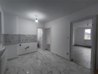 Apartament 2 Camere Et 2 Semicentral Renovat - Targu Mures