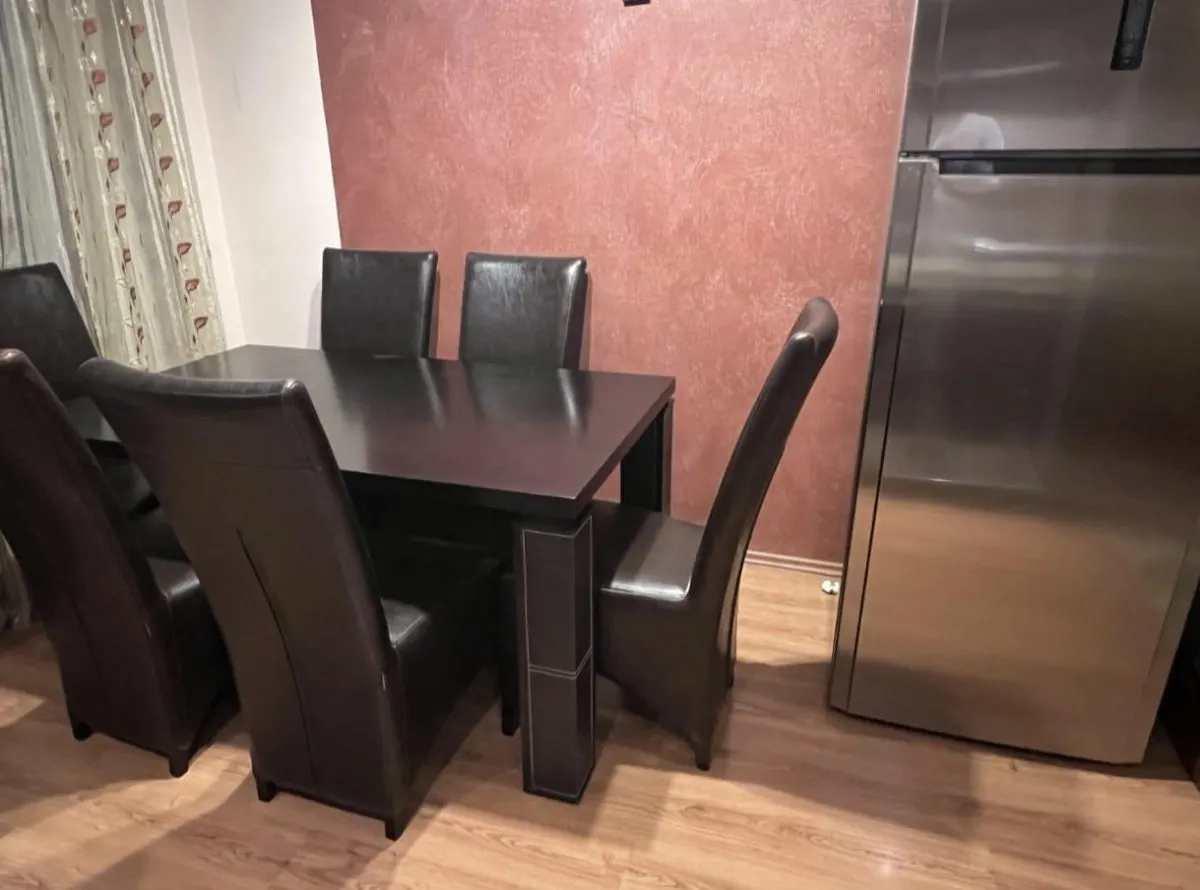 Apartament 3 Camere 67 Mp Etaj Intermediat Tudor zona Fortuna - foto 2