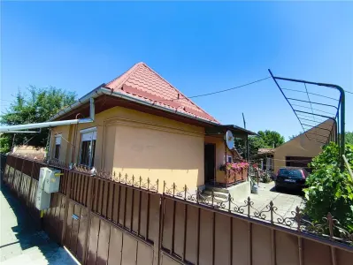 Casa pe un nivel renovata,curte individuala teren 780mp - foto 2