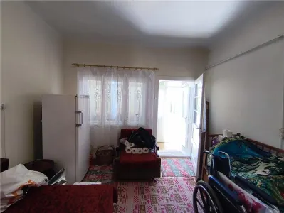 Casa pe un nivel renovata,curte individuala teren 780mp - foto 13