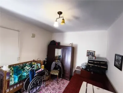 Casa pe un nivel renovata,curte individuala teren 780mp - foto 16