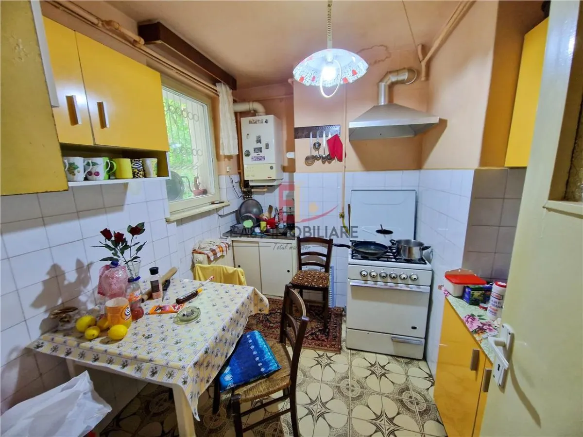Apartament 4 camere, pivnita, 2 bai, Moldovei, Tudor,Targu Mures - foto 3