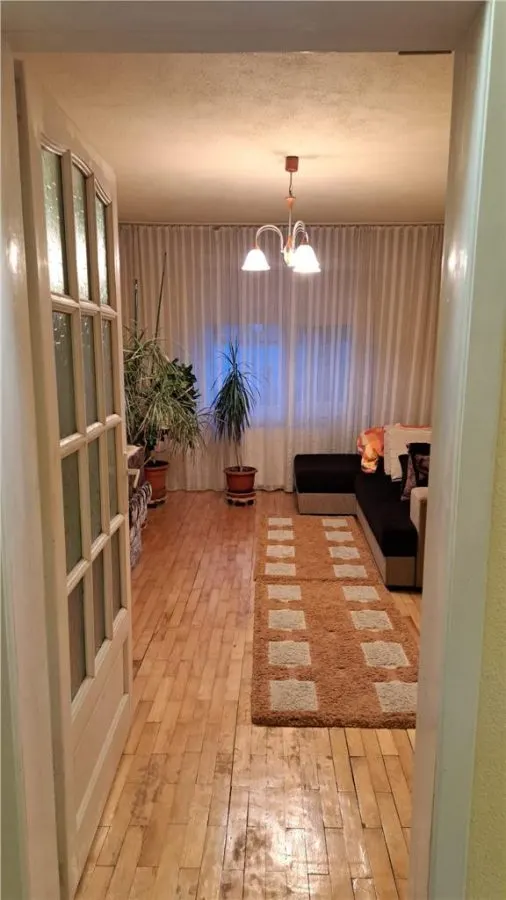 Casa de vanzare in Ungheni zona Centrala,Complet mobilata si utilata - foto 12