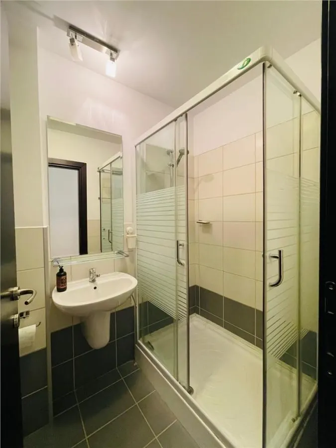 INCHIRIERE APARTAMENT 3 CAMERE NATURA RESIDENCE BANEASA  SECTOR 1 - foto 12