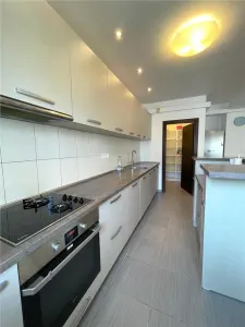 INCHIRIERE APARTAMENT 3 CAMERE NATURA RESIDENCE BANEASA  SECTOR 1 - foto 7