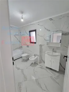 Finalizata si intabulata! Casa tip vila + 620 mp teren, iesire din Letcani. - foto 17