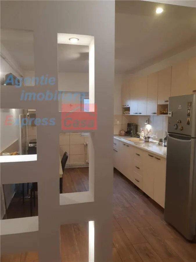Apartament spatios de 3 camere, ultracentral, strada Arcu - foto 11