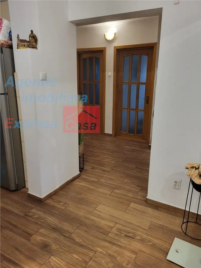 Apartament spatios de 3 camere, ultracentral, strada Arcu - foto 6