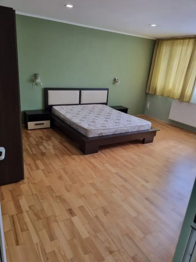 Regim vila, Apartament 3 camere, decomandat,140mp,Ultracentral,Targu Mures - foto 2