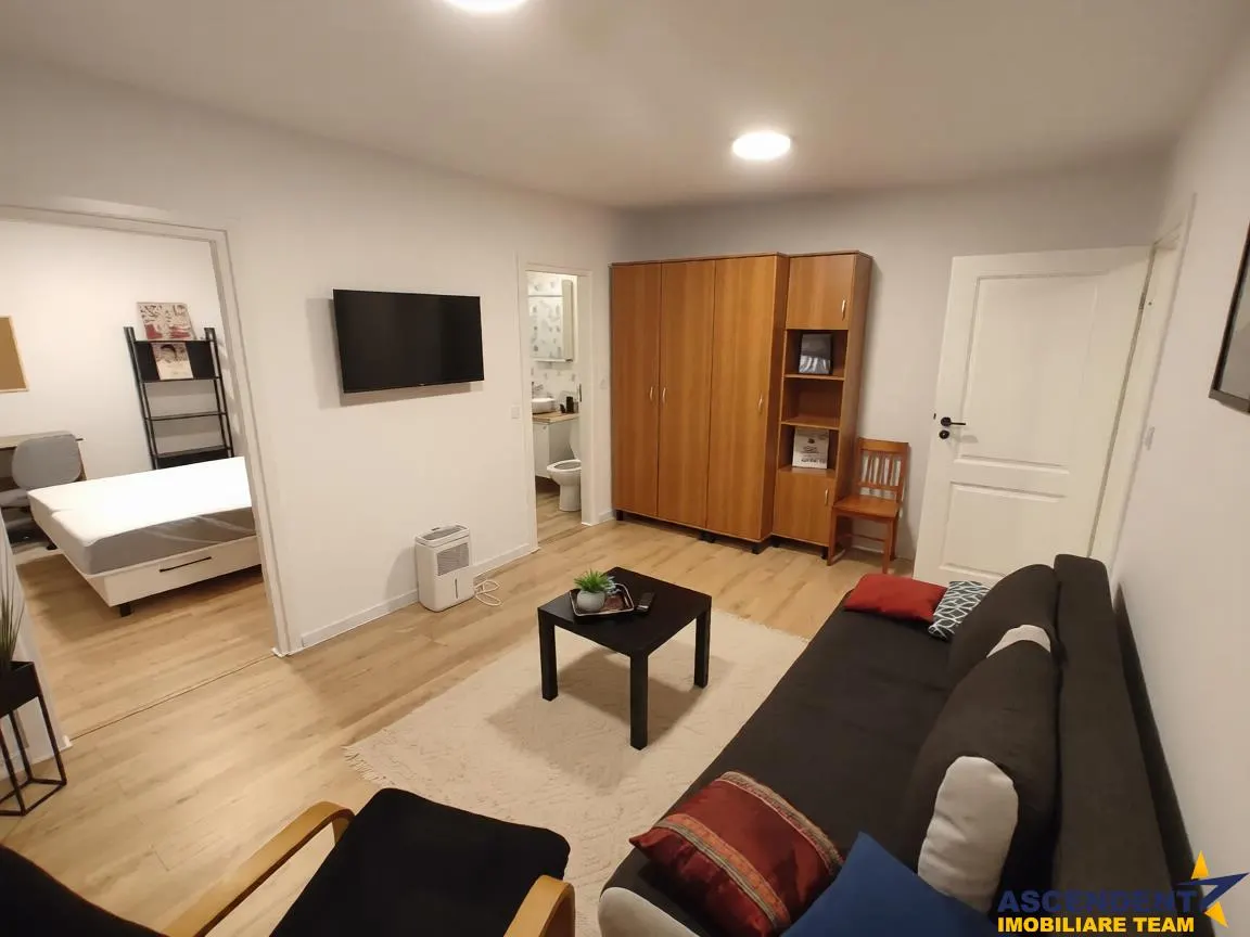 Apartament cu 2 camere, decomandat, 7 Noiembrie, Targu Mures - foto 2