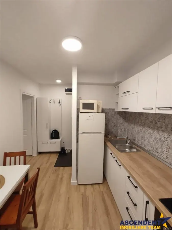 Apartament cu 2 camere, decomandat, 7 Noiembrie, Targu Mures - foto 3
