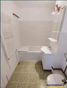 Apartament cu 3 camere, decomandat, etaj1, UMF,Cornisa, Targu Mures - foto 3