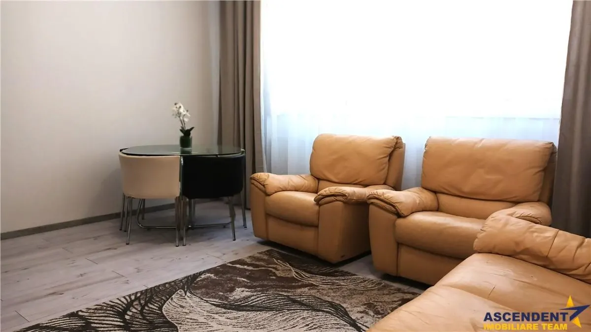 2 apartamente pretabile circuit turistic, Centrul istoric -Strada Postavarului - foto 13