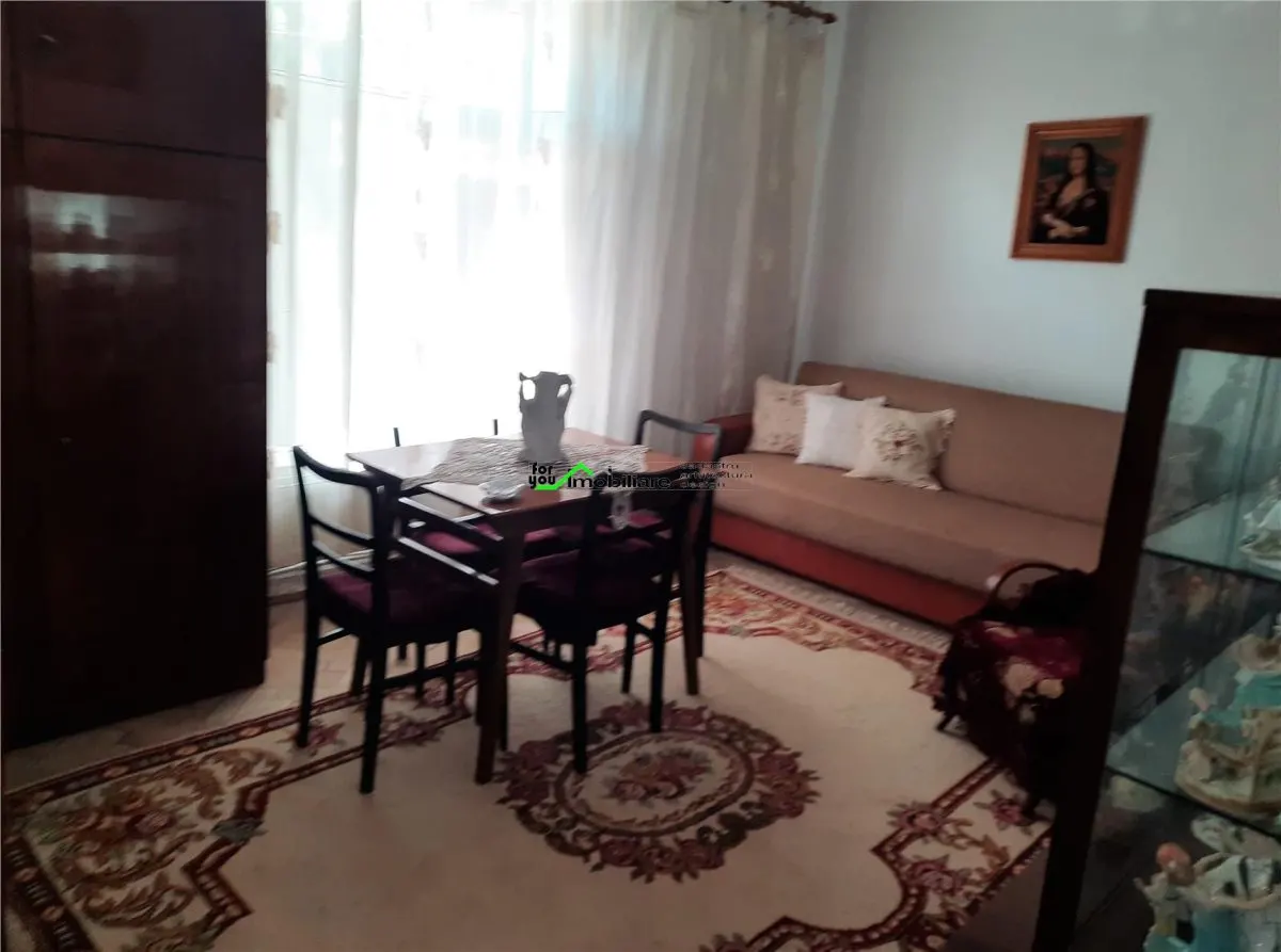 2 camere decomandate centru - foto 3