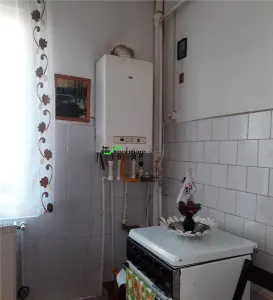 2 camere decomandate centru - foto 9