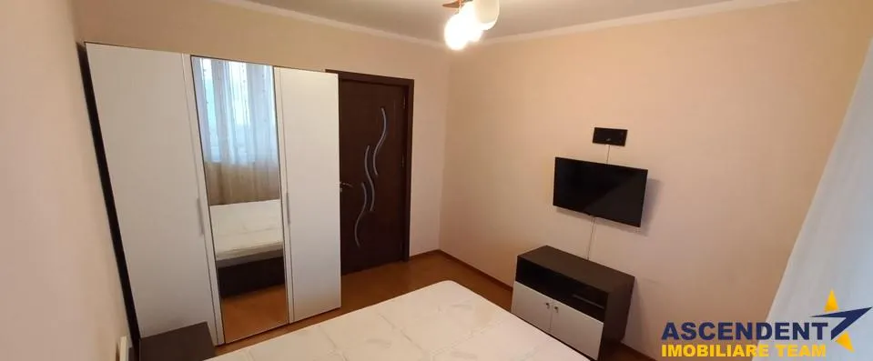 Semicentral, Brasov - foto 6