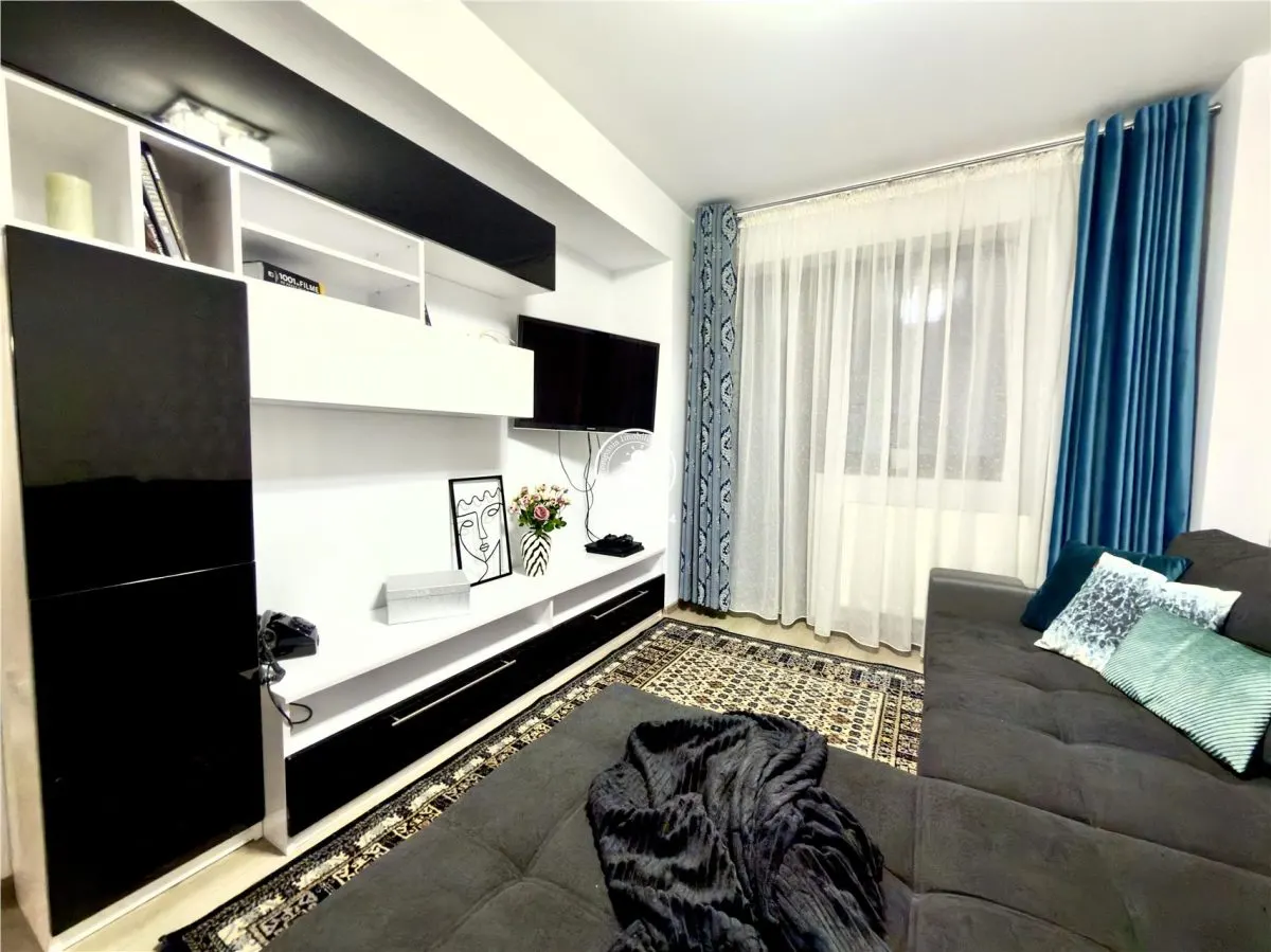 Apartament 2 camere de inchiriat, Nicolina 1, bloc nou, premium - foto 1