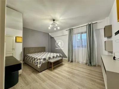 Apartament 4 camere de vanzare Valea Lupului - Iasi