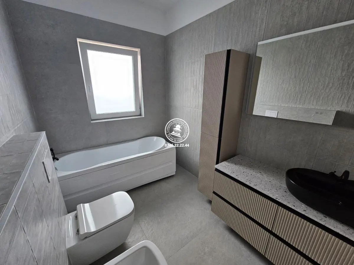 Vila P+1E ,4 camere ,560mp teren - Valea Lupului , Iasi - foto 12