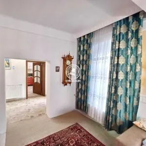 Apartament 3 camere Centru - foto 2