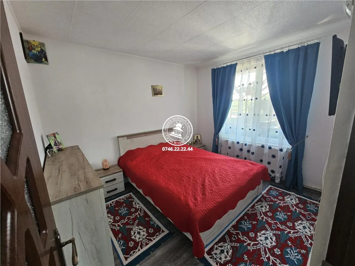 Vila 5 camere , 1196 mp teren - Dorobant , Aroneanu - foto 16