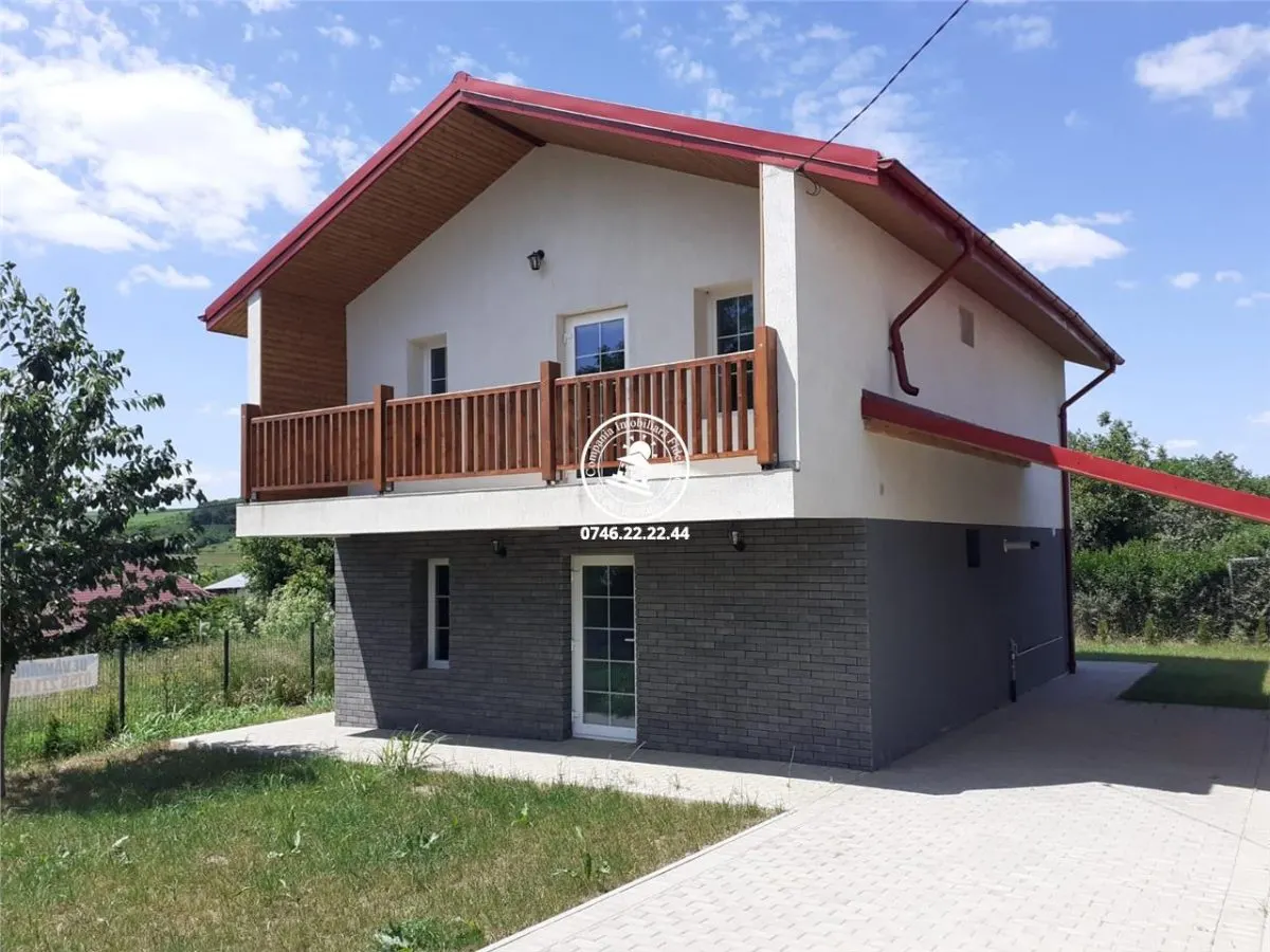 Vila  de vanzare  Breazu, - foto 1