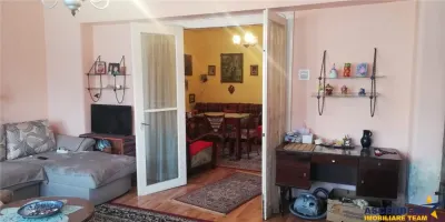 Casa cu 2 camere, curte comuna, cartier invecinat Centru -  Targu Mures - foto 5