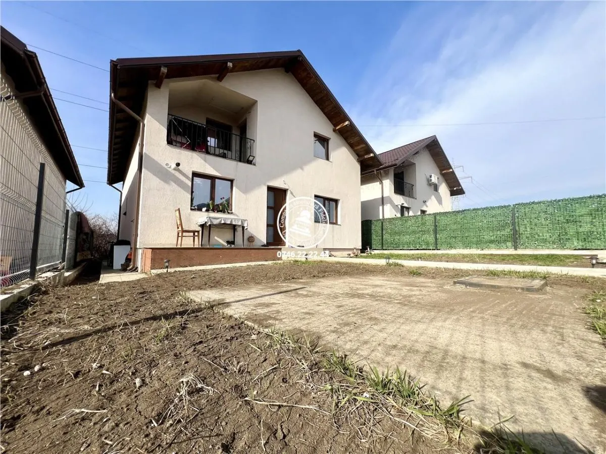 Vila individuala cu 6 camere, de vanzare in Horpaz - Miroslava - foto 1