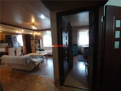 Apartament cu 4 camere de inchiriat - foto 3