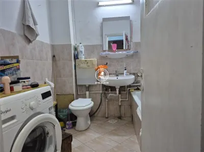 Apartament 1 c amera decomandat de vanzare zona Alexandru cel Bun Iasi - foto 3