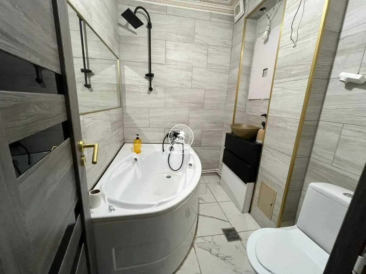 Garsoniera 31 mp, etaj intermediar, Podul Ros - Podul de Piatră - foto 8