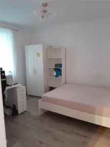 Apartament 2 camere in vila zona ultracentrala - Ploiesti