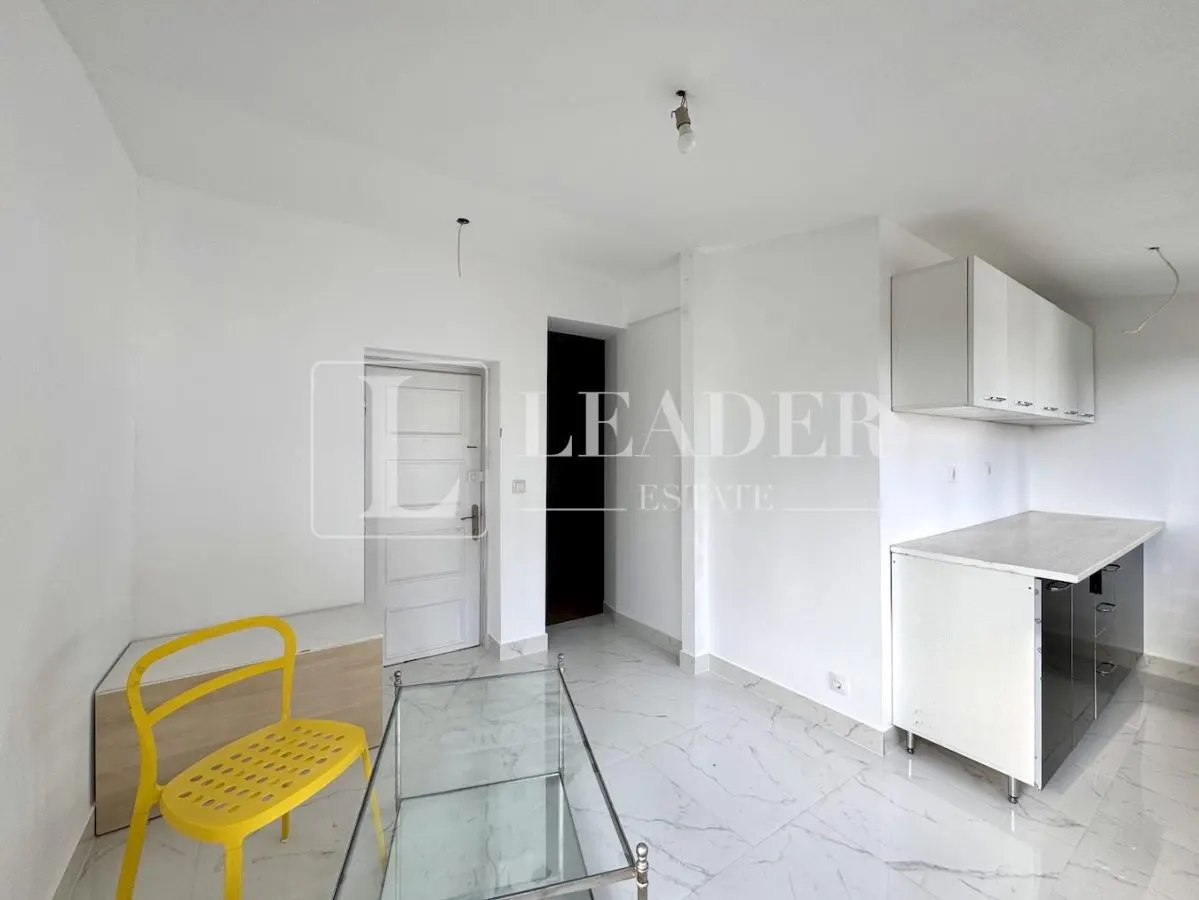 Stirbei Voda || Locuinta sau Birou | Apartament in vila cu 2 camere - foto 9